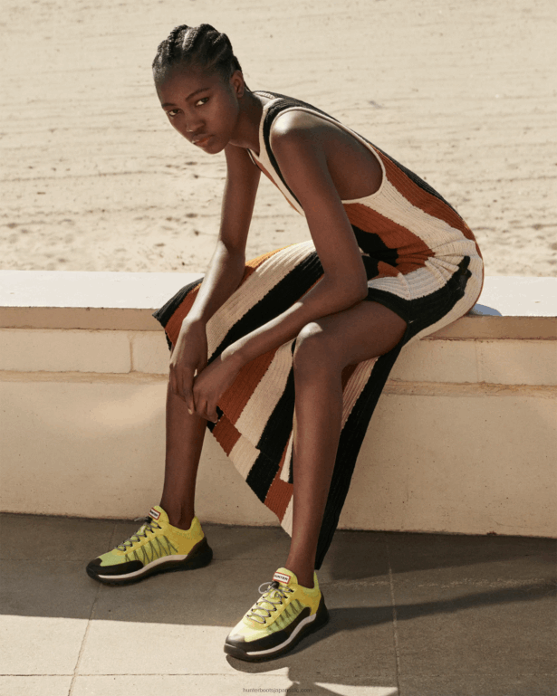 女性 Hunter ピリッとしたイエロー/シェードホワイト/ブラック トラベルスニーカー 8460V115