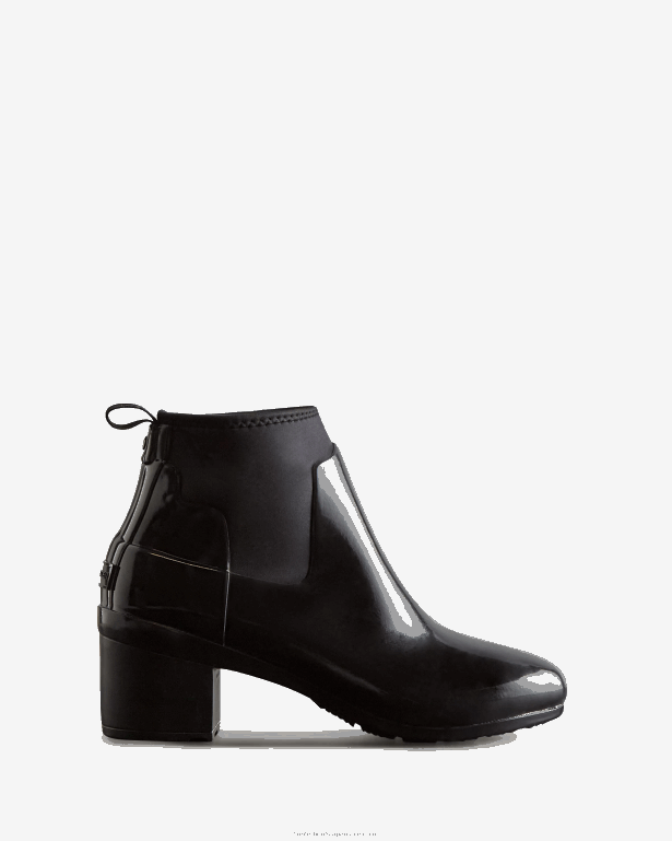 女性 Hunter 黒 洗練されたスリムフィットのグロスミッドヒールブーツ 8460V296