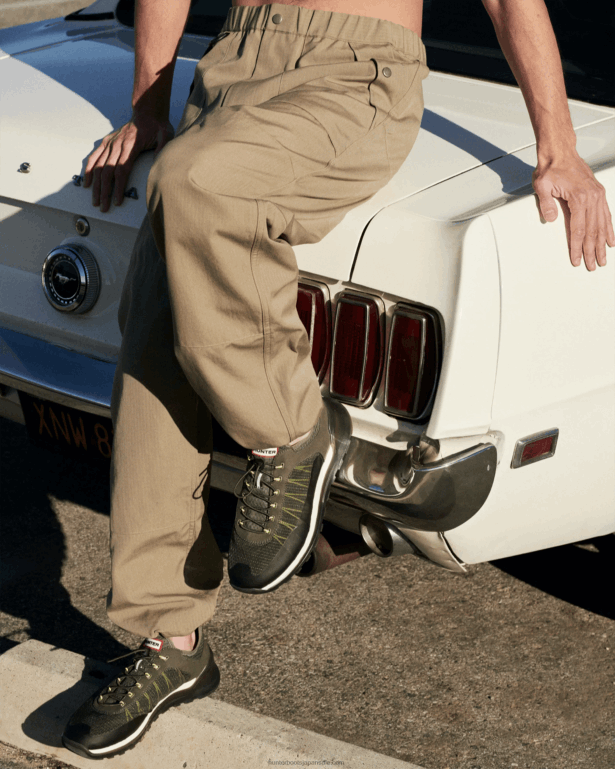 男性 Hunter 地衣緑/茂み緑/陰影白/黒 トラベルスニーカー 8460V584